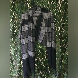 Elegant Black and Gray Women's Scarf